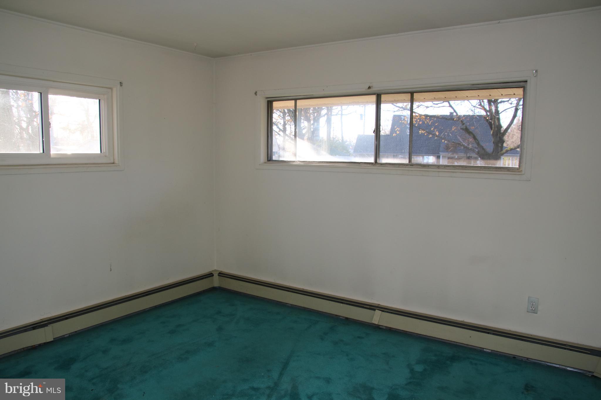 8 Jollybrook Road Levittown, PA 19056 - Photo 7 of 14 Gallery Image 7