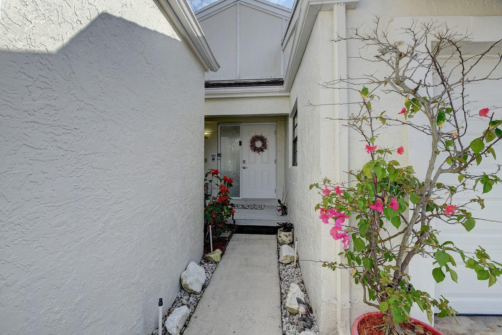 11498 Country Sound Court Boca Raton, FL 33428 - Photo 7 of 42 03_virtuals1 (3)