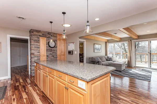 $632,500 | 701 4th Street Southwest, Austin, MN 55912