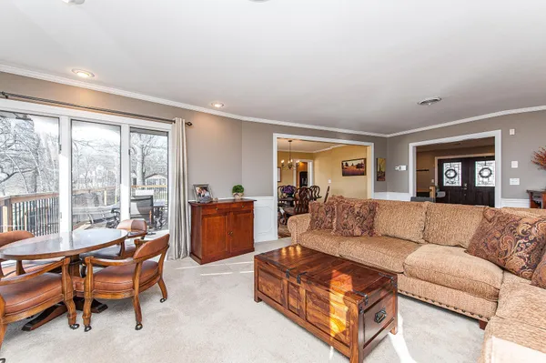 $632,500 | 701 4th Street Southwest, Austin, MN 55912