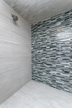 $632,500 | 701 4th Street Southwest, Austin, MN 55912