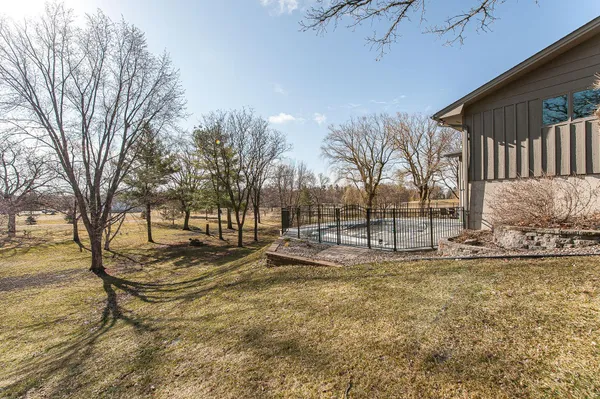 $632,500 | 701 4th Street Southwest, Austin, MN 55912
