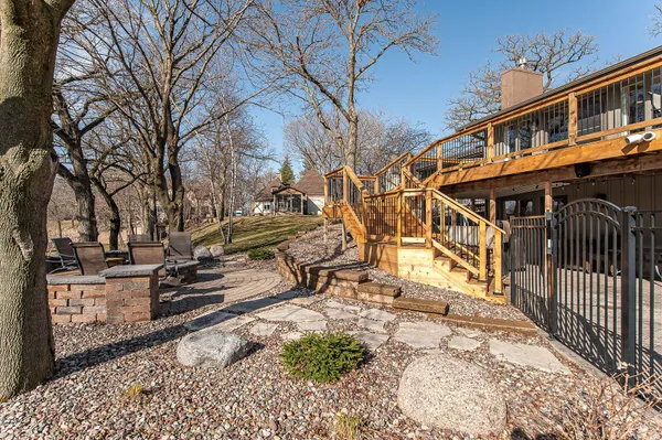 $632,500 | 701 4th Street Southwest, Austin, MN 55912