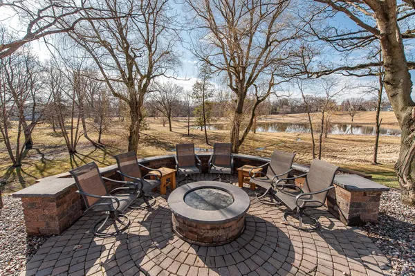 $632,500 | 701 4th Street Southwest, Austin, MN 55912