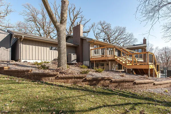 $632,500 | 701 4th Street Southwest, Austin, MN 55912