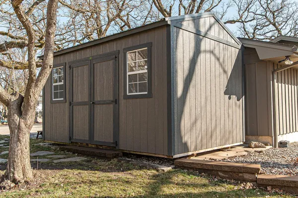 $632,500 | 701 4th Street Southwest, Austin, MN 55912