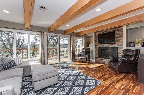 $632,500 | 701 4th Street Southwest, Austin, MN 55912