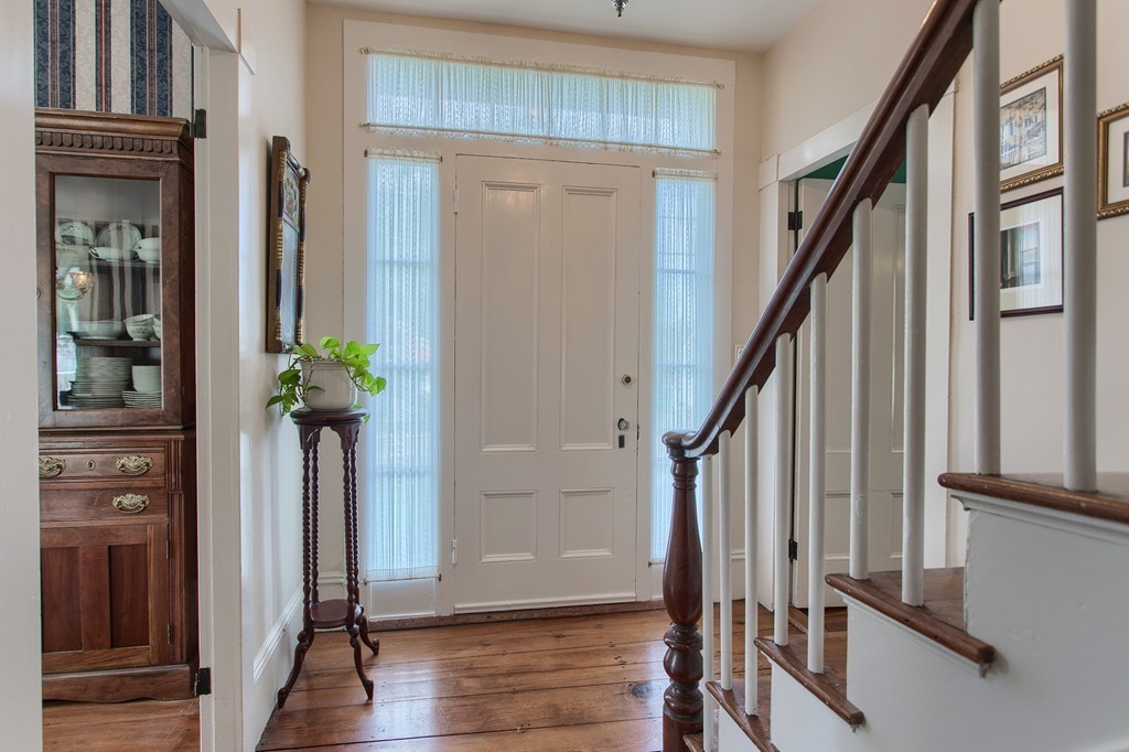 25 Boston Road Westford, MA 01886 - Photo 2 of 30 Gallery Image 2