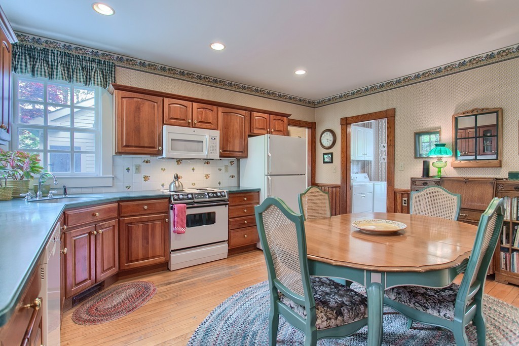 25 Boston Road Westford, MA 01886 - Photo 4 of 30 Gallery Image 4
