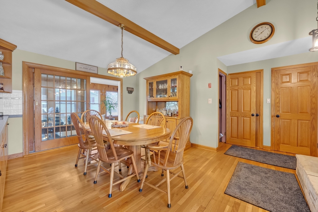 2 Crestwood Road Leicester, MA 01524 - Photo 8 of 33 Gallery Image 8