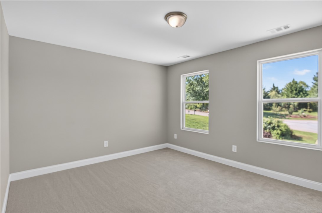 2007 Aberdeen Lane Walhalla, SC 29691 - Photo 26 of 41 A quiet, inviting room offers plush carpeting and a bright, well-lit ambiance through multiple windows.
