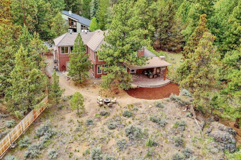 2302 Northwest Tower Rock Road Bend, OR 97703 - Photo 19 of 24 20