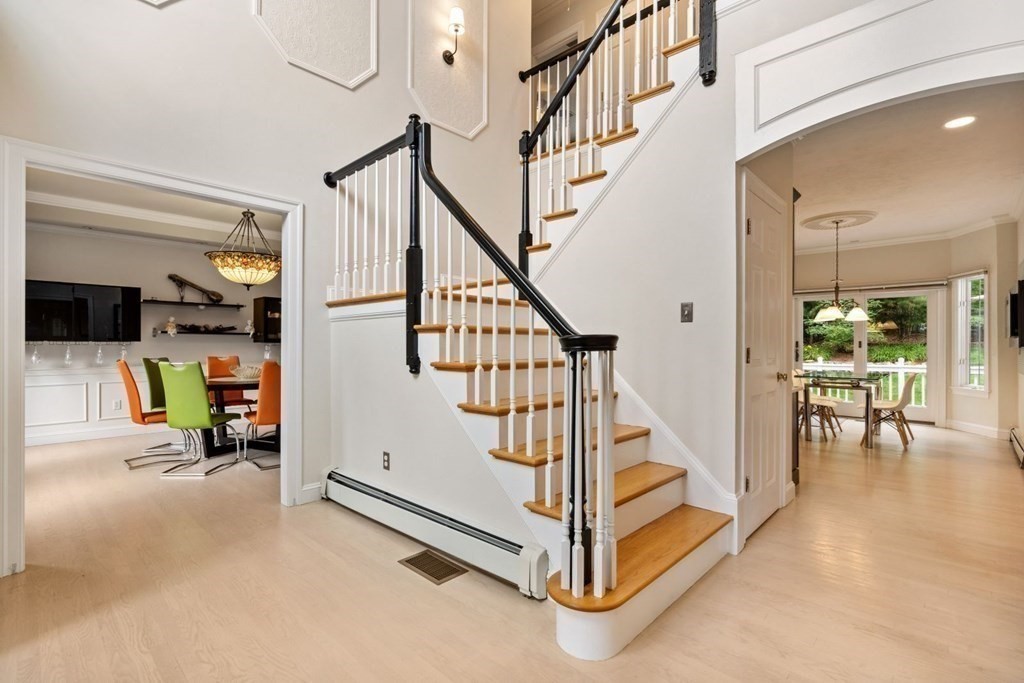 15 Falcon Ridge Drive Hopkinton, MA 01748 - Photo 2 of 40