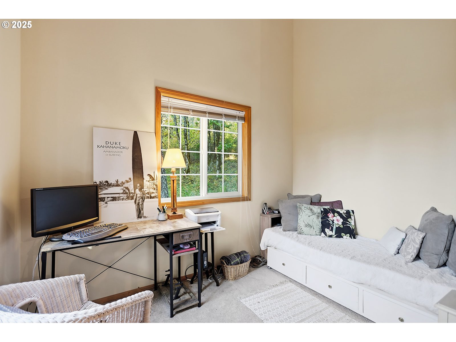 80 Echo Glen Road White Salmon, WA 98672 - Photo 19 of 48 a living room with a couch and a flat screen tv