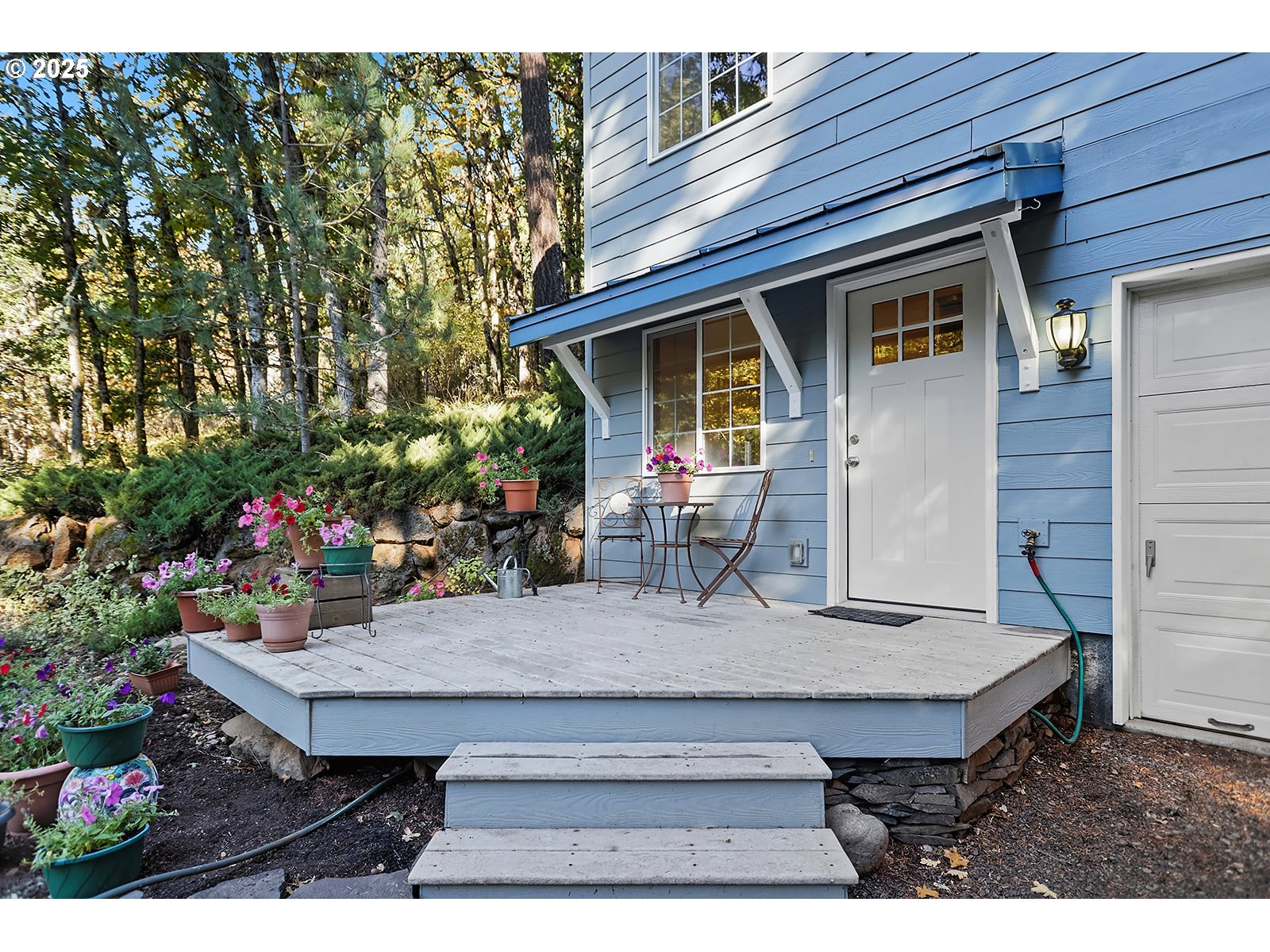 80 Echo Glen Road White Salmon, WA 98672 - Photo 4 of 48 a house view with a seating space