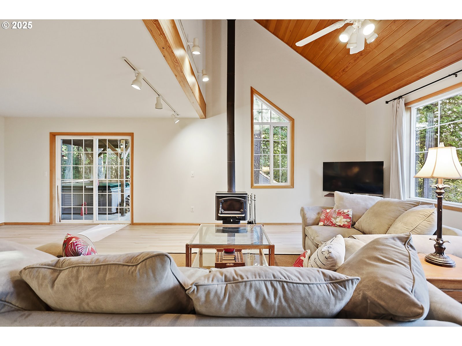 80 Echo Glen Road White Salmon, WA 98672 - Photo 8 of 48 a living room with furniture and a flat screen tv