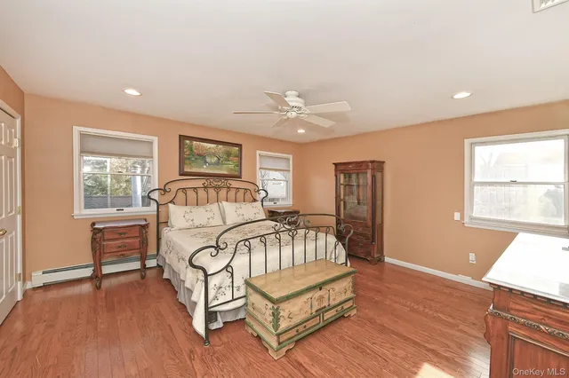 $999,000 | 38 Soundcrest Avenue, Northport, NY 11768