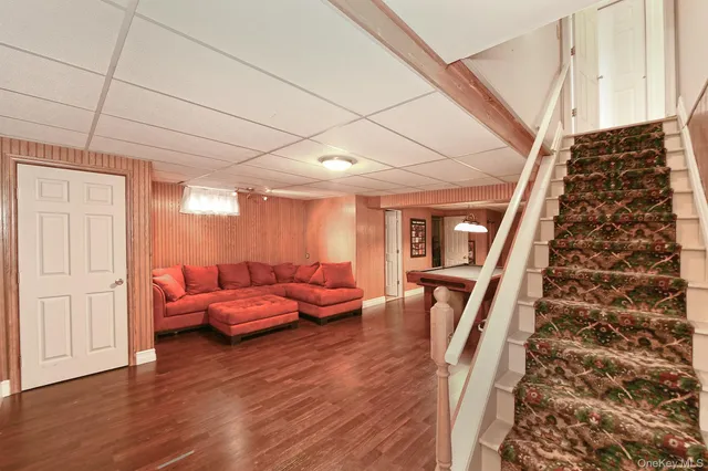 $999,000 | 38 Soundcrest Avenue, Northport, NY 11768