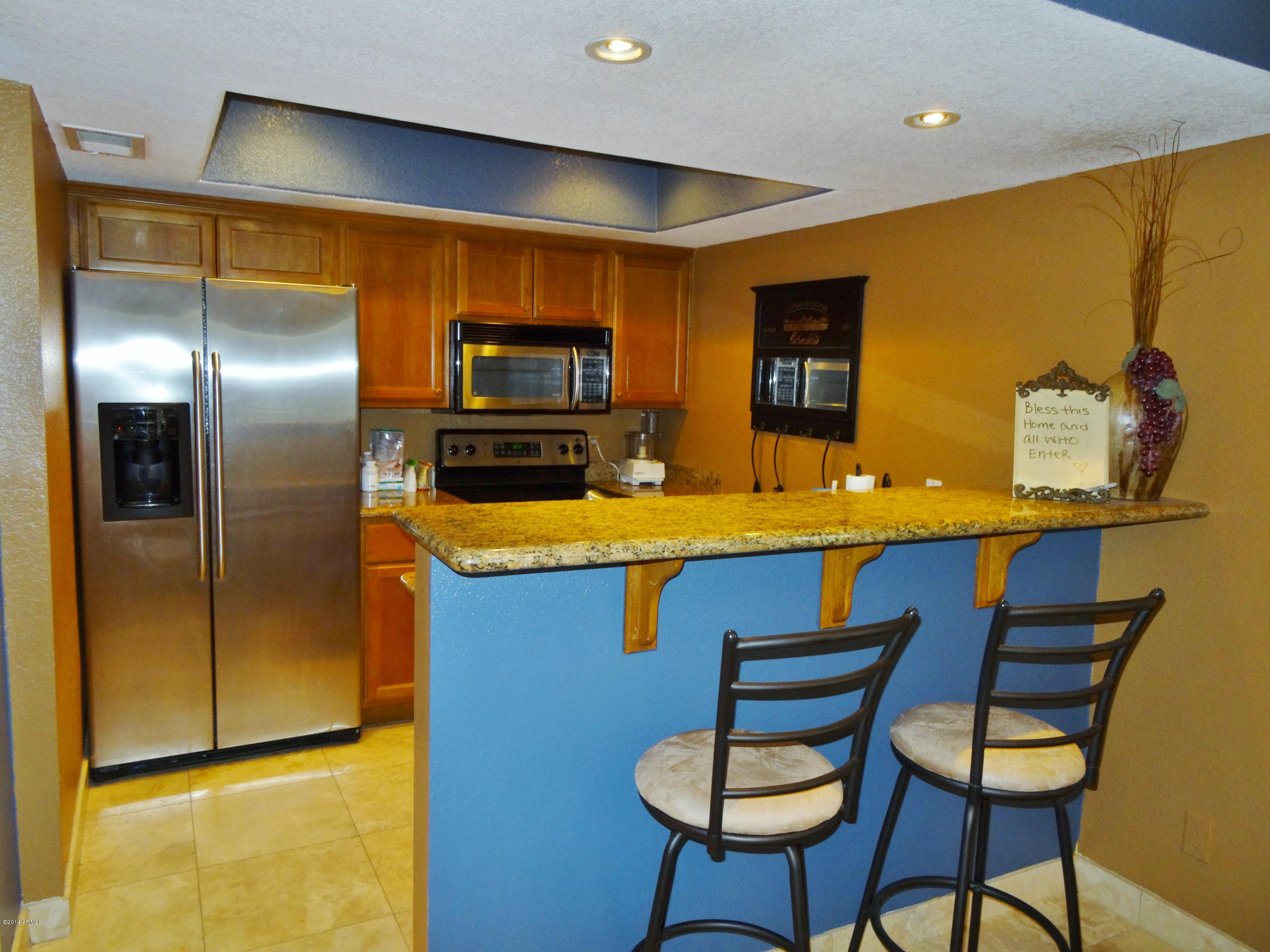 3235 East Camelback Road, Unit 119 Phoenix, AZ 85018 - Photo 8 of 18 08 Kitchen- 1