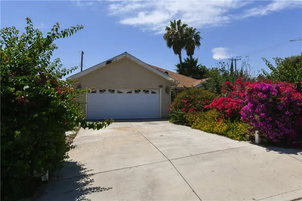 $639,900 | 25481 Foothill Drive East, San Bernardino, CA 92404
