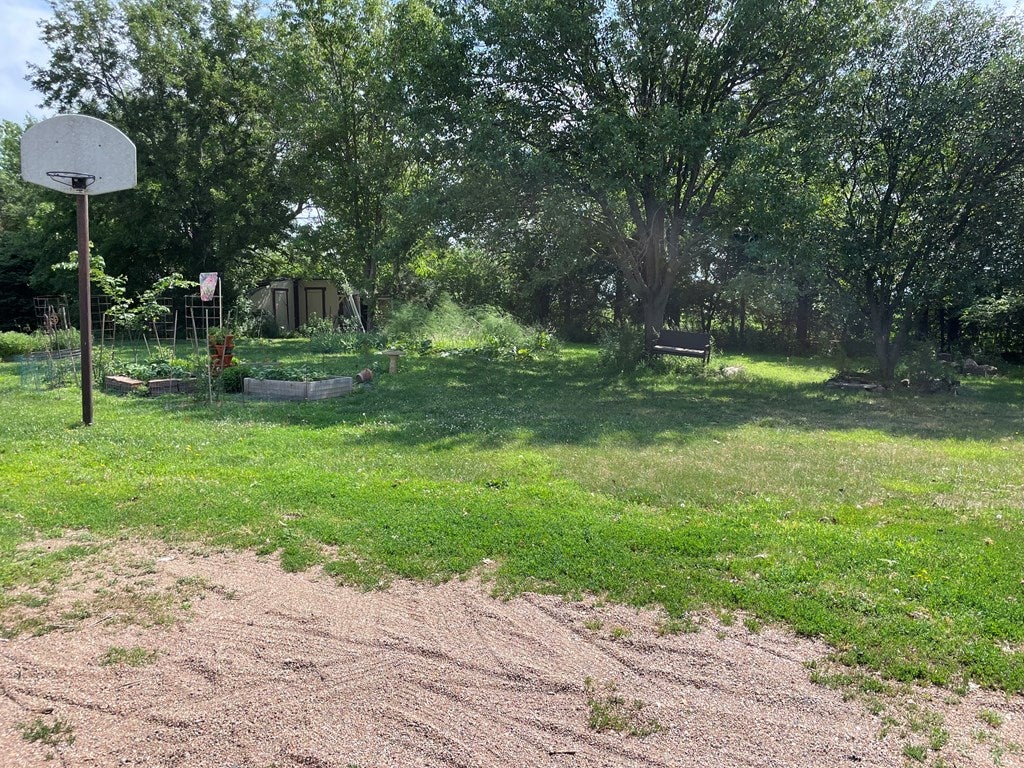 810 South E Road Giltner, NE 68841 - Photo 38 of 54 Gallery Image 38