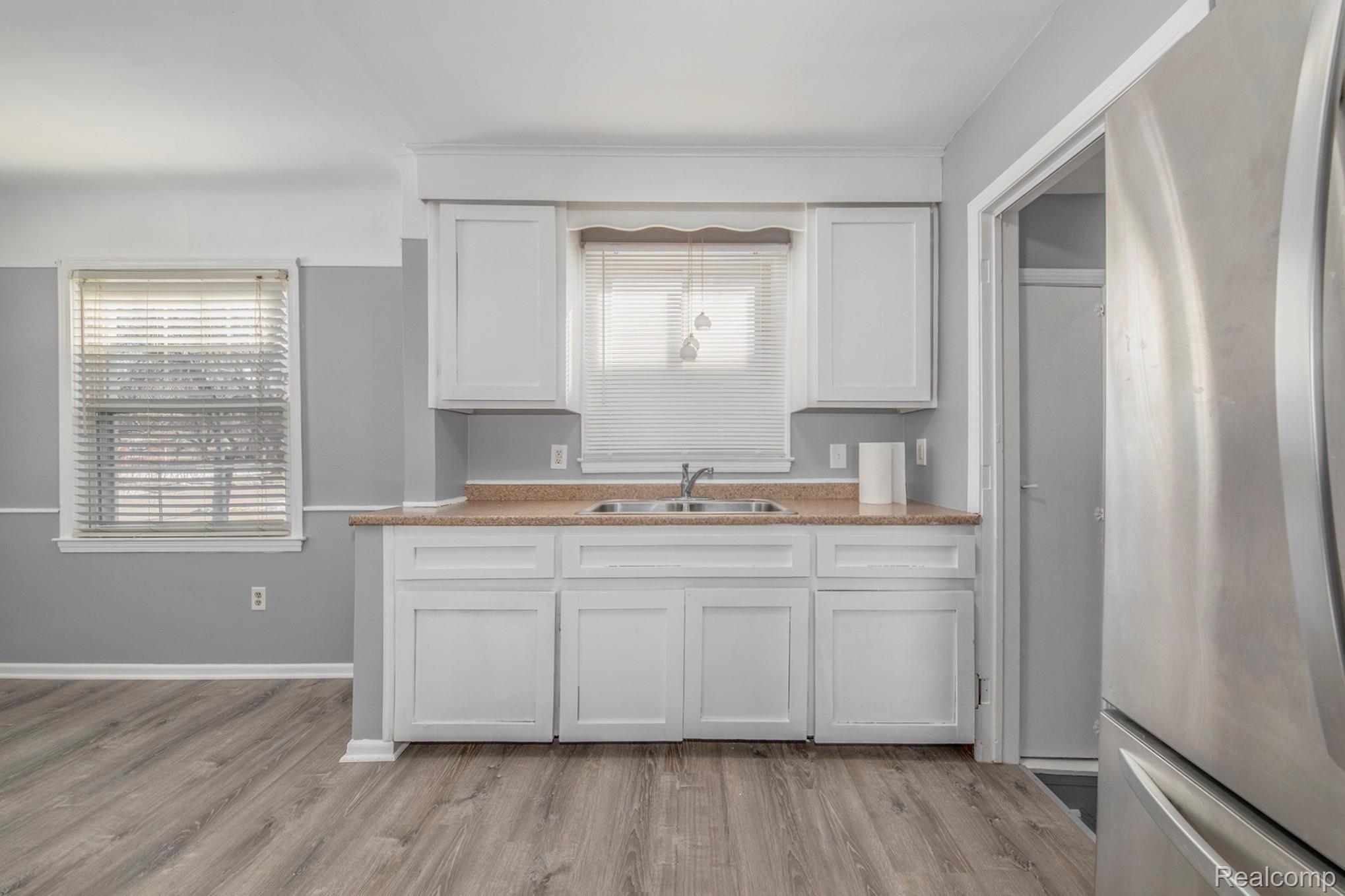 4448 Howe Road Wayne, MI 48184 - Photo 8 of 25 2S4A8745.jpg