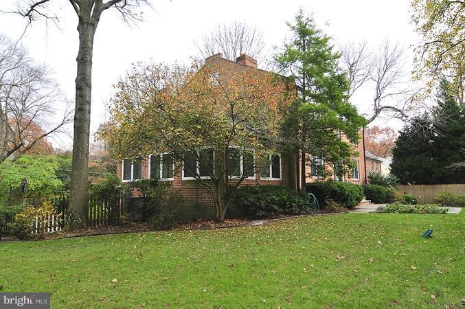 5232 Elliott Road Bethesda, MD 20816 - Photo 16 of 16 Exterior (Rear)