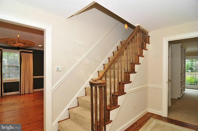 5232 Elliott Road Bethesda, MD 20816 - Photo 9 of 16 Interior (General)