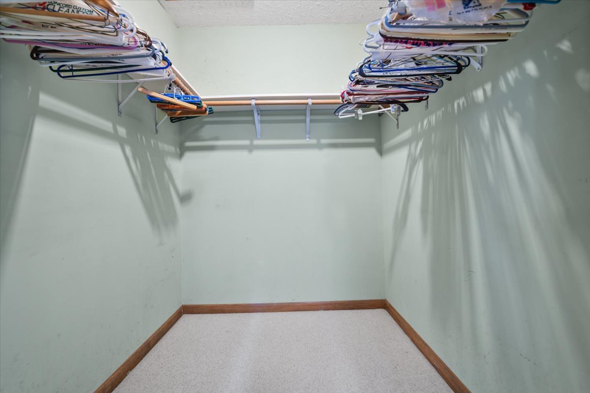 13310 Tango Road Bloomington, IL 61705 - Photo 30 of 40 a view of a small room