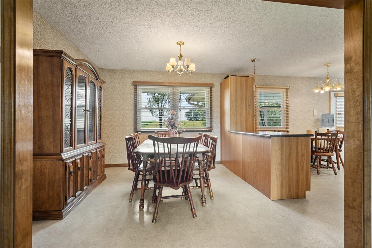13310 Tango Road Bloomington, IL 61705 - Photo 5 of 40 an outdoor space with furniture window and wooden floor