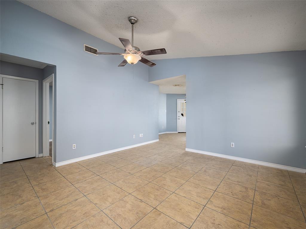 3604 Andrea Street Longview, TX 75604 - Photo 4 of 18