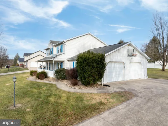 $359,900 | 218 Park Drive, Reedsville, PA 17084