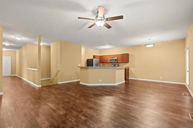 $394,900 | 14163 South Landon Street, Olathe, KS 66061