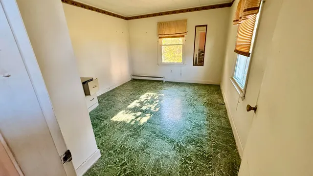 $230,000 | 850 Ohio Street, Bangor, ME 04401