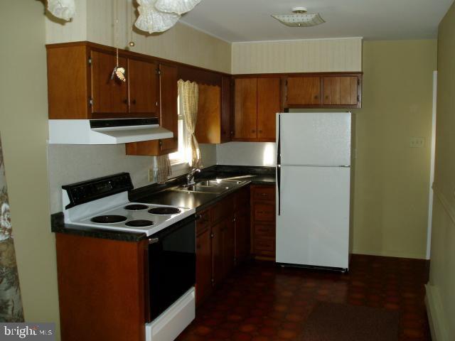 128 Mountain Road Elizabethville, PA 17023 - Photo 3 of 6 Gallery Image 3