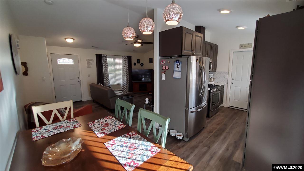 5358 Holly Loop Southeast Turner, OR 97392 - Photo 13 of 42