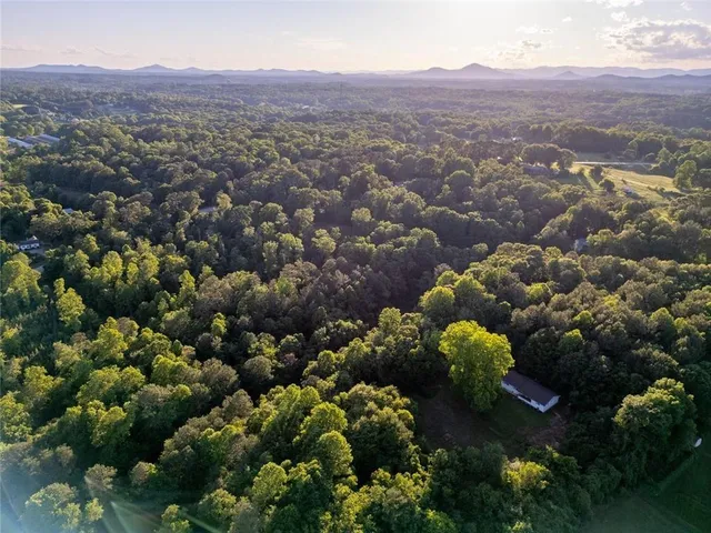 $390,000 | 222 North Mize Road, Mount Airy, GA 30563