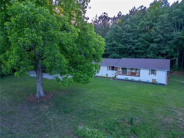 $390,000 | 222 North Mize Road, Mount Airy, GA 30563