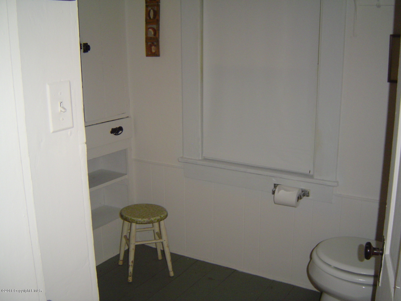 8164 West Rinker Road Stroudsburg, PA 18360 - Photo 9 of 14 a bathroom with a toilet