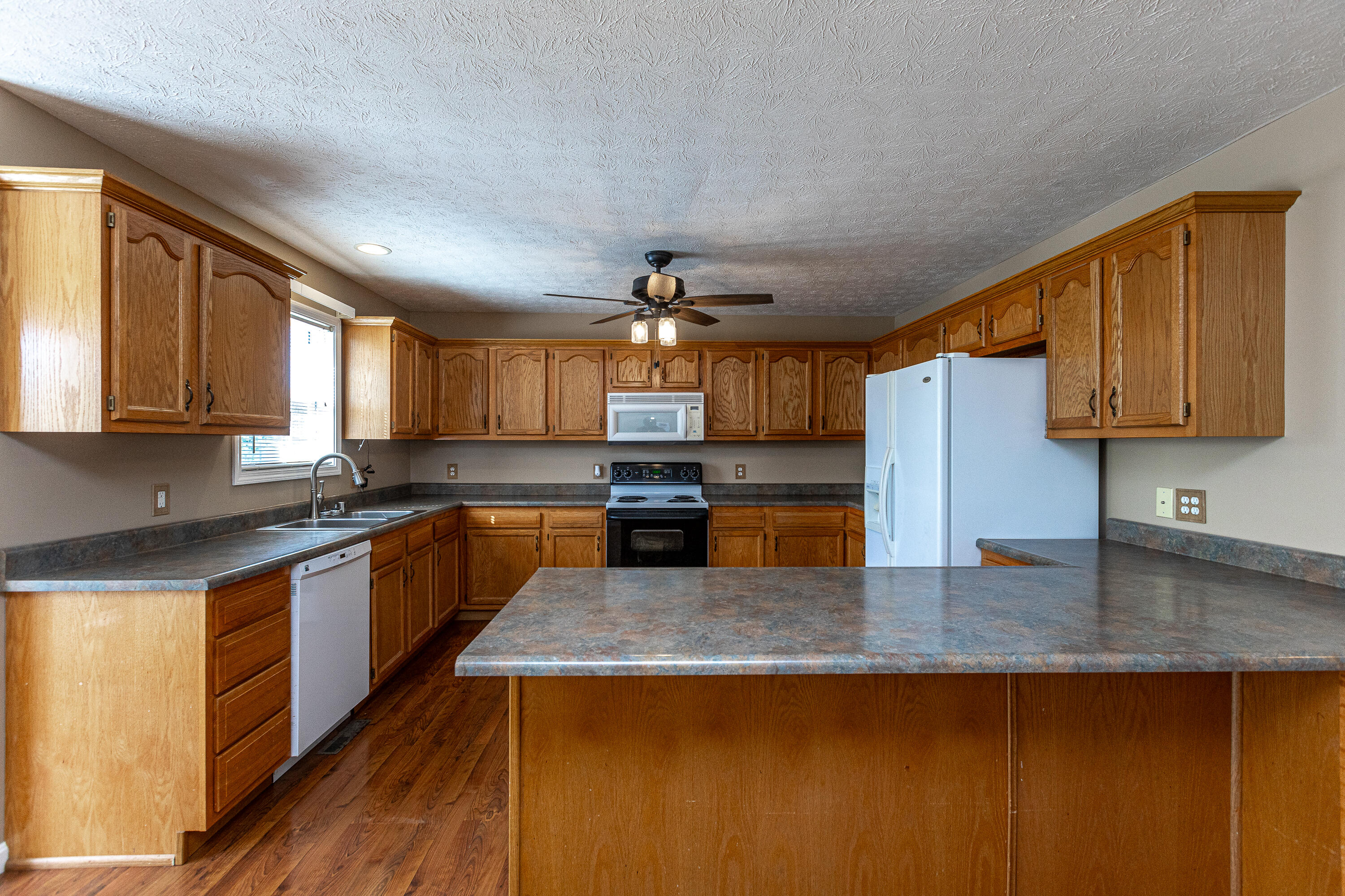 1897 Quarry Road Danville, KY 40422 - Photo 9 of 44 B-5