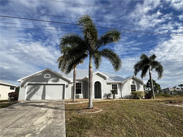$2,100 | 2637 Northwest 26th Place, Cape Coral, FL 33993