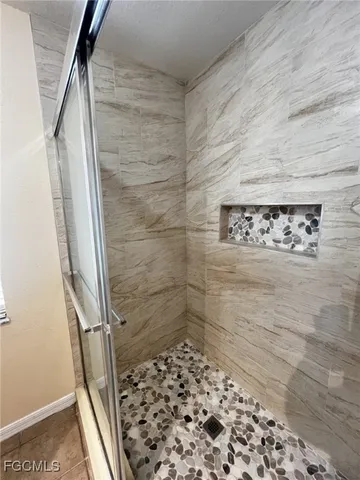 $2,100 | 2637 Northwest 26th Place, Cape Coral, FL 33993