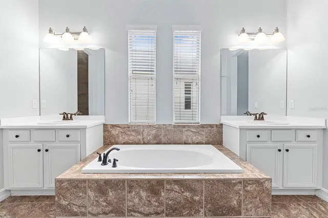 $675,000 | 6809 Scenic Drive, Apollo Beach, FL 33572