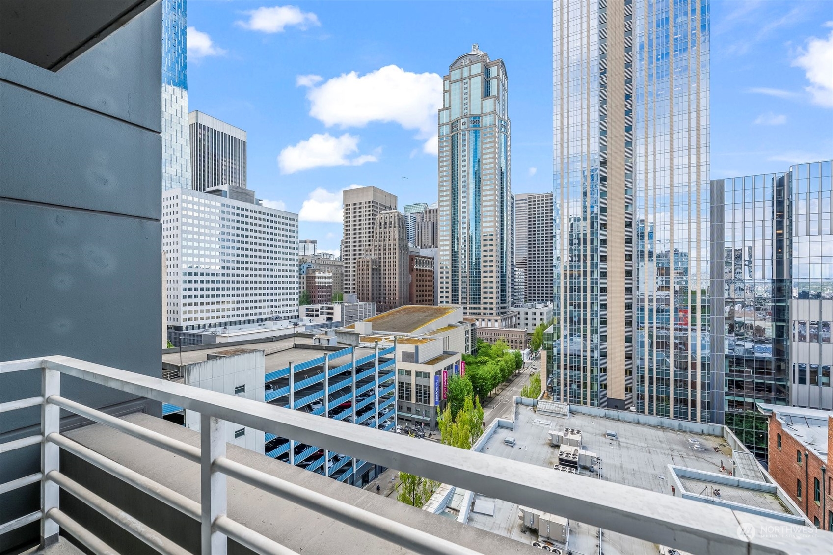 1415 2nd Avenue, Unit 1408 Seattle, WA 98101 - Photo 5 of 32