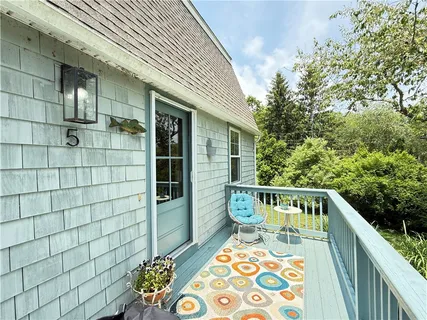 $850,000 | 5 Shadberry Trail, South Kingstown, RI 02879