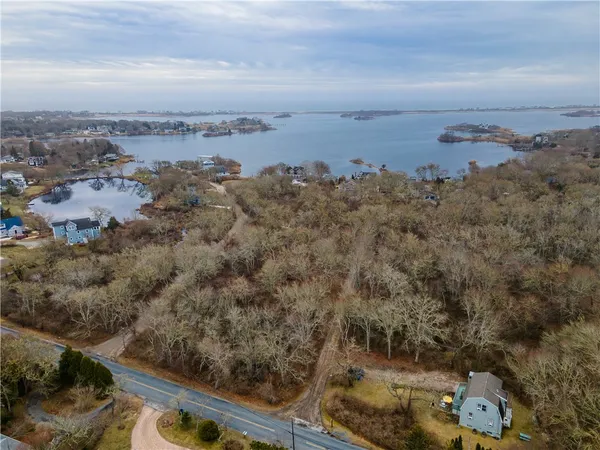 $850,000 | 5 Shadberry Trail, South Kingstown, RI 02879
