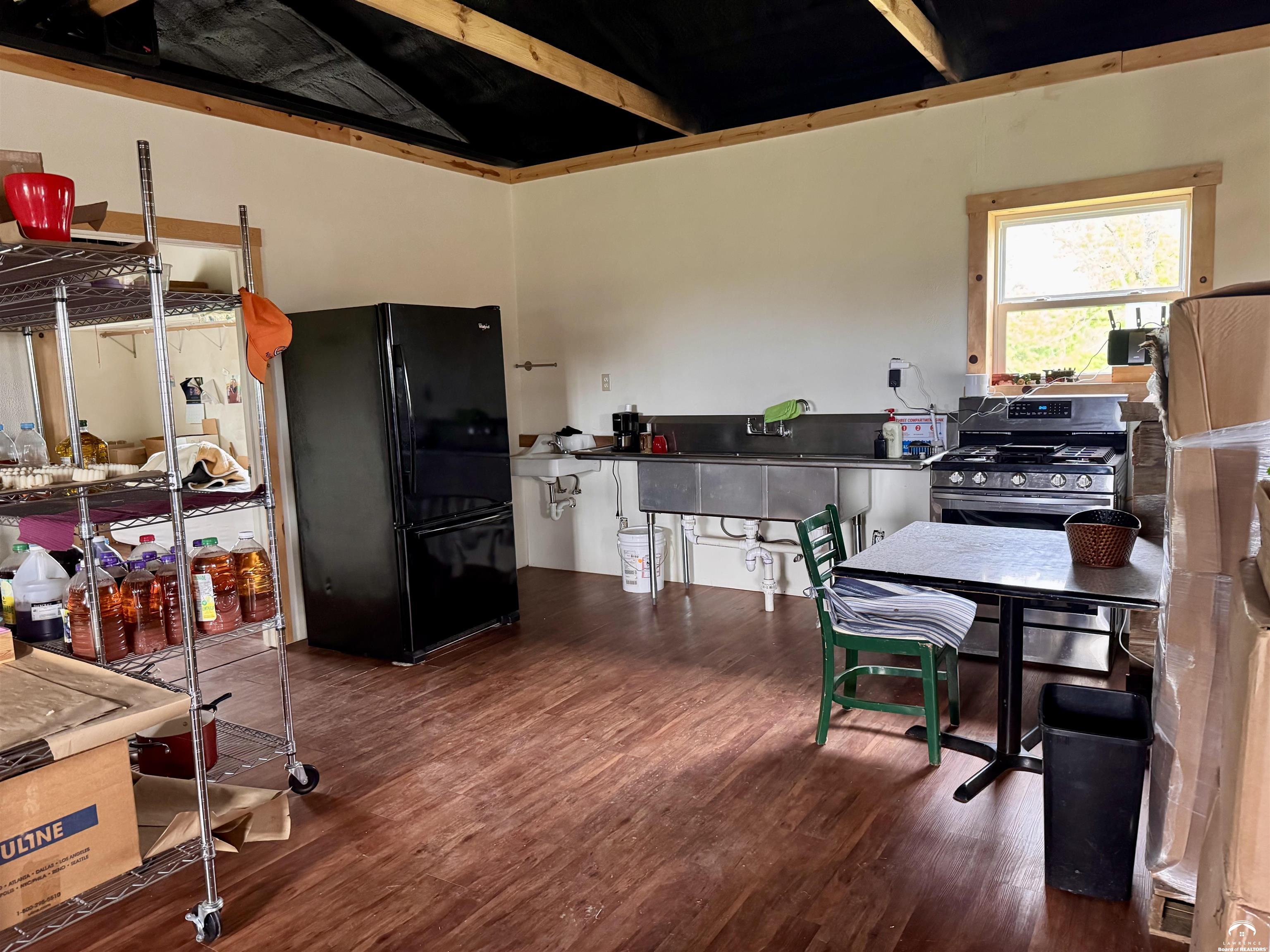 24305 Loring Road Lawrence, KS 66044 - Photo 90 of 98