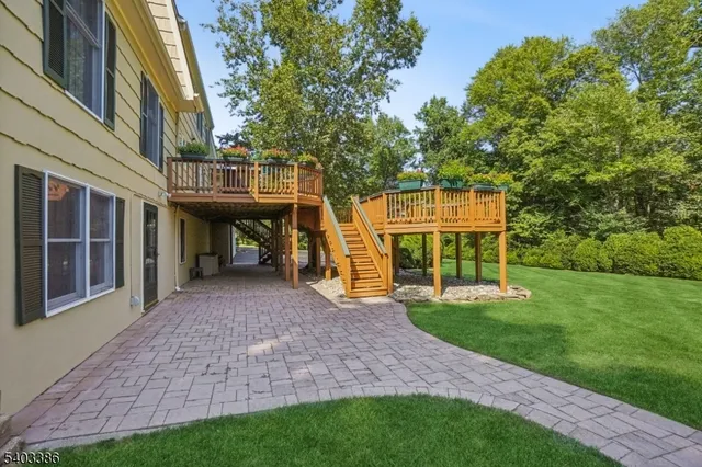 $1,895,000 | 80 Spring Valley Road, Morristown, NJ 07960