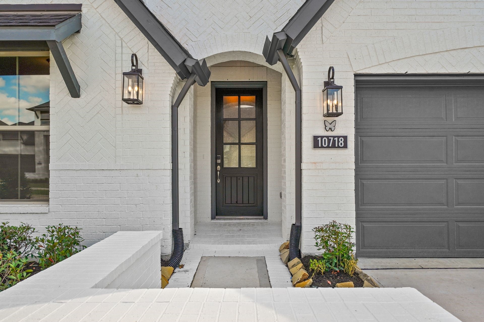 18735 Citrange Bend Way Manvel, TX 77578 - Photo 3 of 13 representative photo