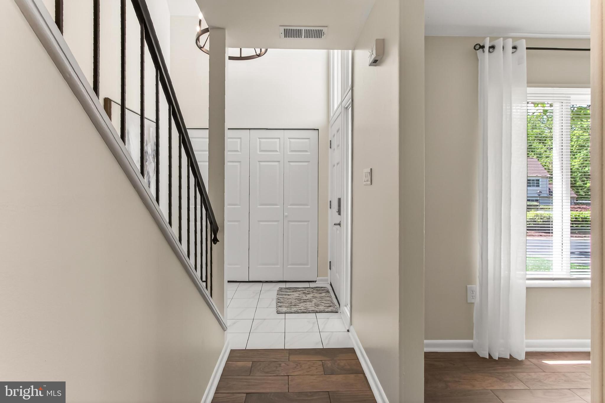 1498 Roundleaf Court Reston, VA 20190 - Photo 34 of 62 Lets explore Upstairs